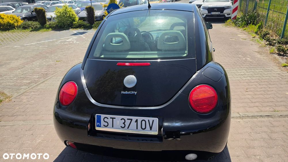 Volkswagen New Beetle 2.0 - 23
