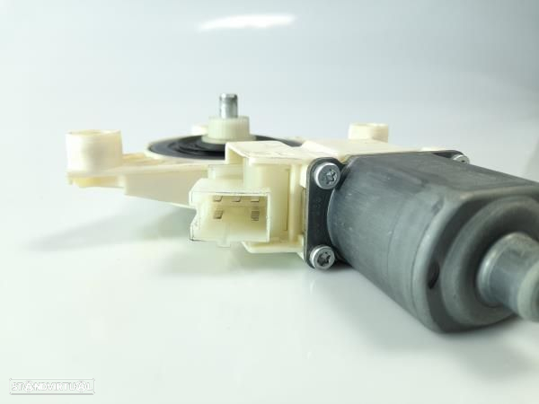 Motor Elevador Porta Frente Dto Mercedes-Benz A-Class (W176) - 2