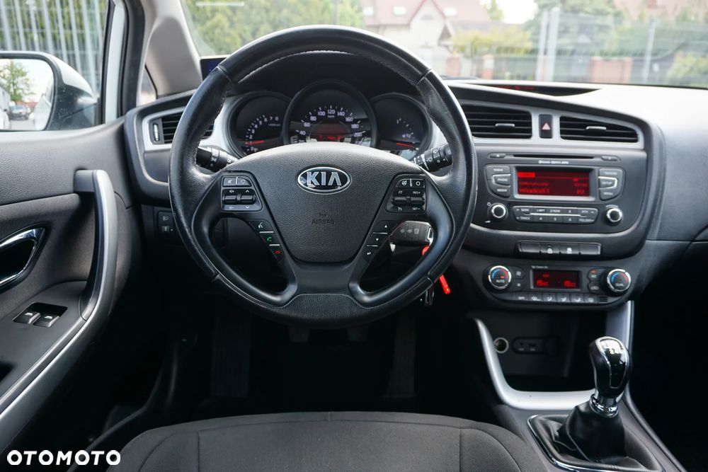 Kia Ceed 1.6 GDI M - 14