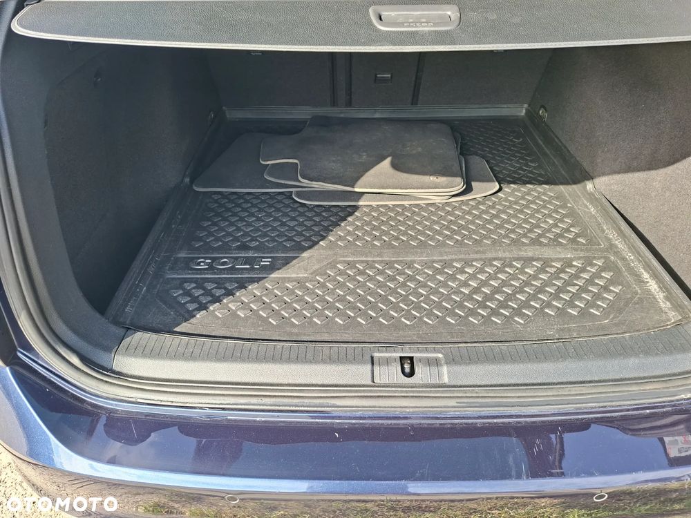 Volkswagen Golf 1.6 TDI Comfortline - 7