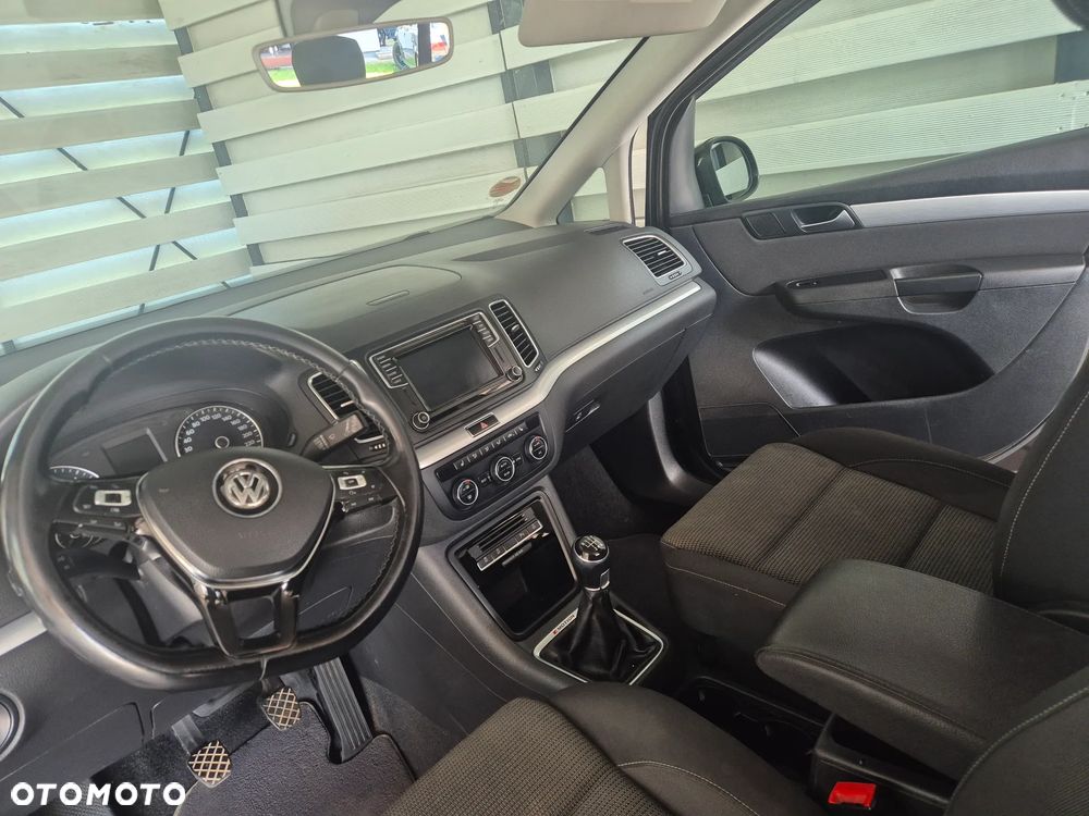 Volkswagen Sharan 2.0 TDI BMT Highline - 9