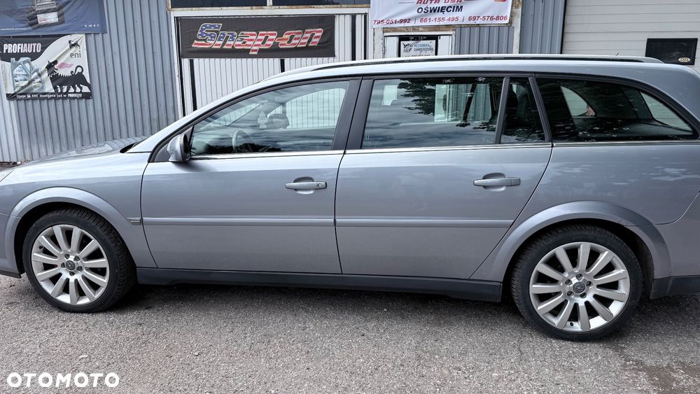 Opel Vectra 1.9 CDTI Cosmo Plus - 32