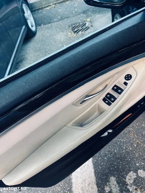 BMW Seria 5 520d - 13