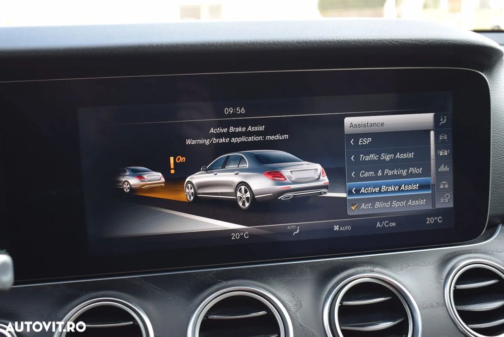 Mercedes-Benz E 220 d 4MATIC Aut. - 30