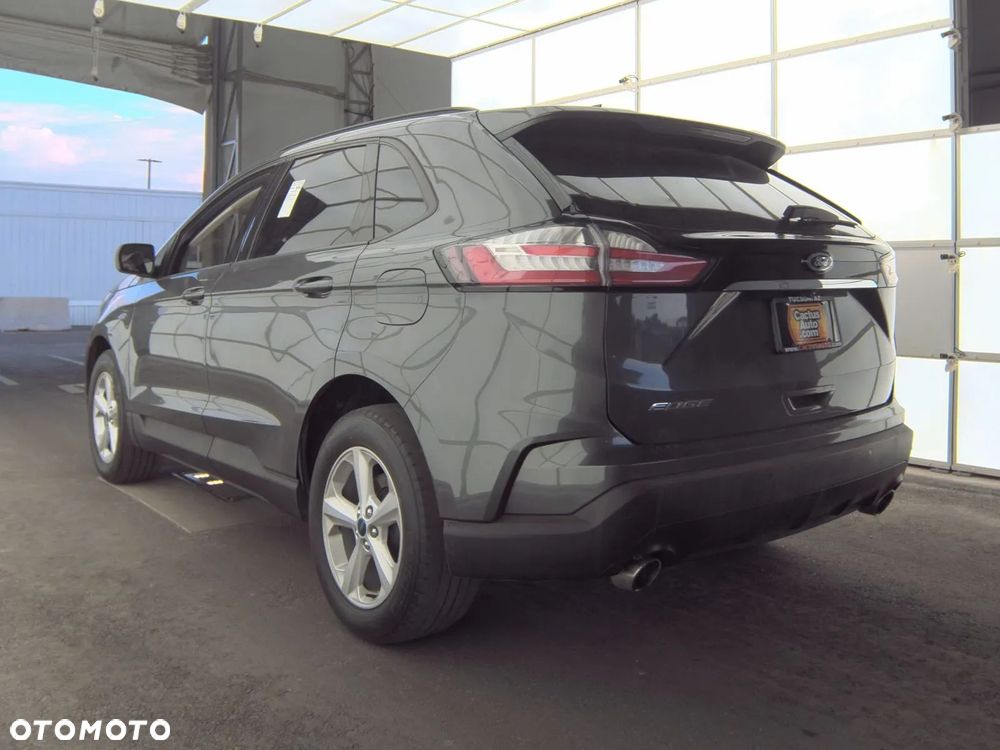 Ford Edge 2.0 EcoBlue Twin-Turbo 4WD Titanium - 6