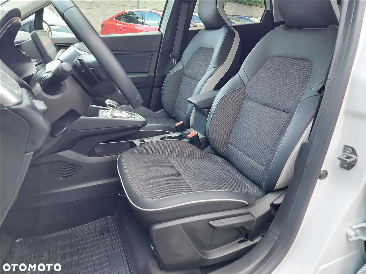 Renault Captur - 5