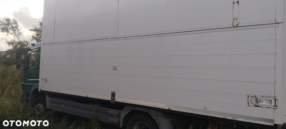 Kontener zabudowa paka magazyn otwierane boki Atego Man TGL Volvo FL 6 - 2