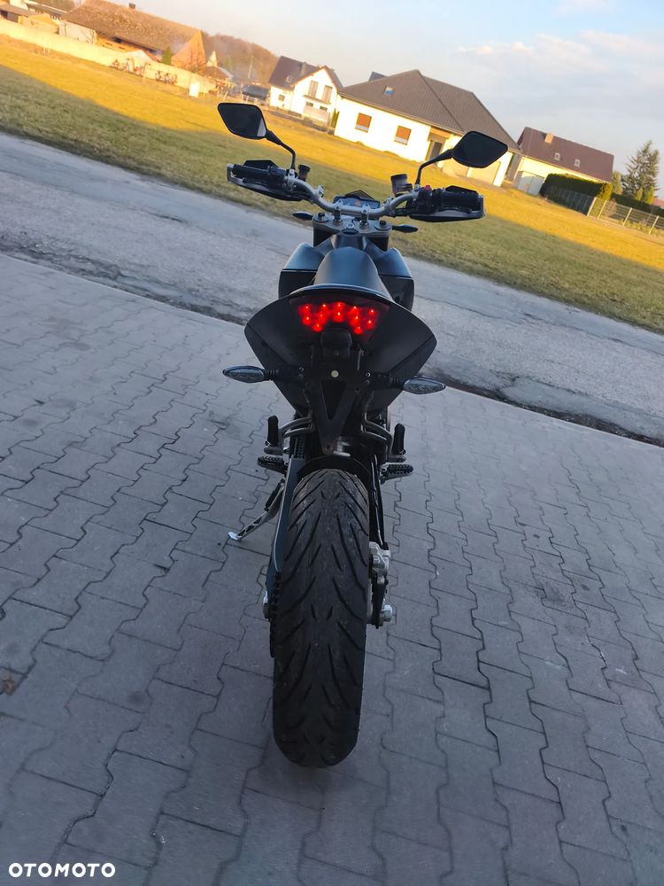 KTM Duke - 16