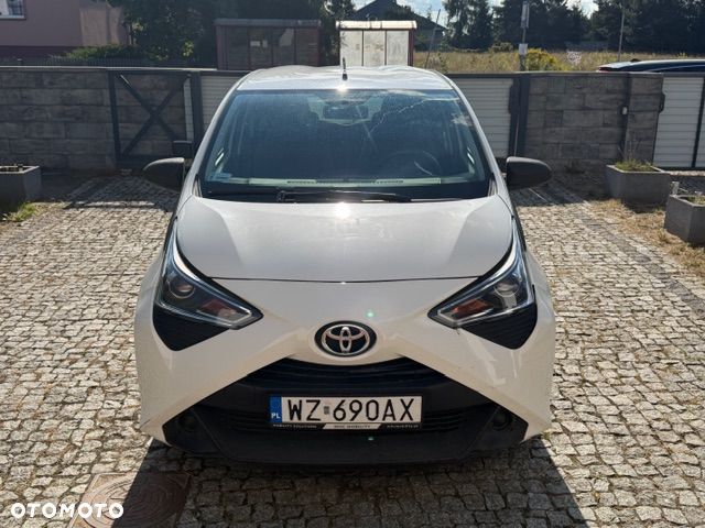 Toyota Aygo x - 8