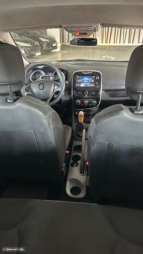 Renault Clio Sport Tourer (Energy) dCi 90 Bose Edition - 9