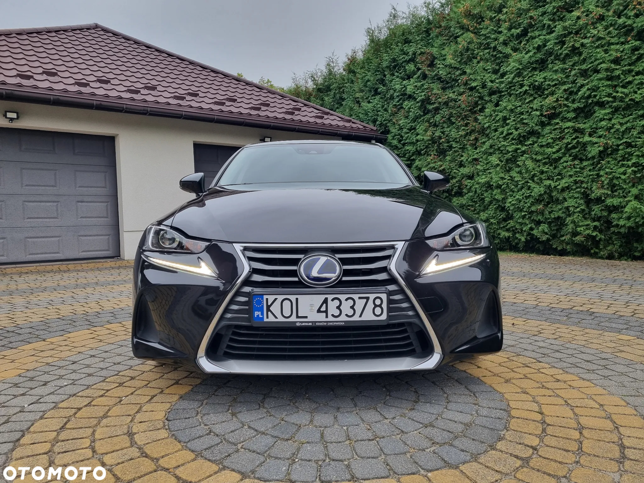 Lexus IS 300h Business Edition - 20