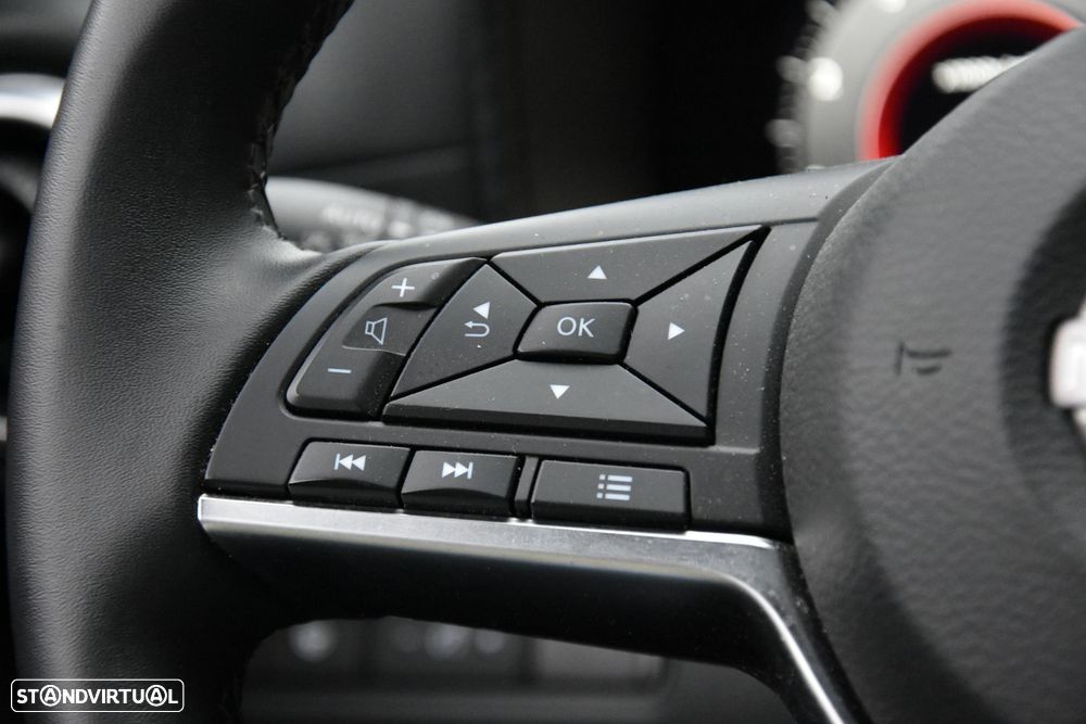 Nissan Juke 1.0 DIG-T Tekna - 21