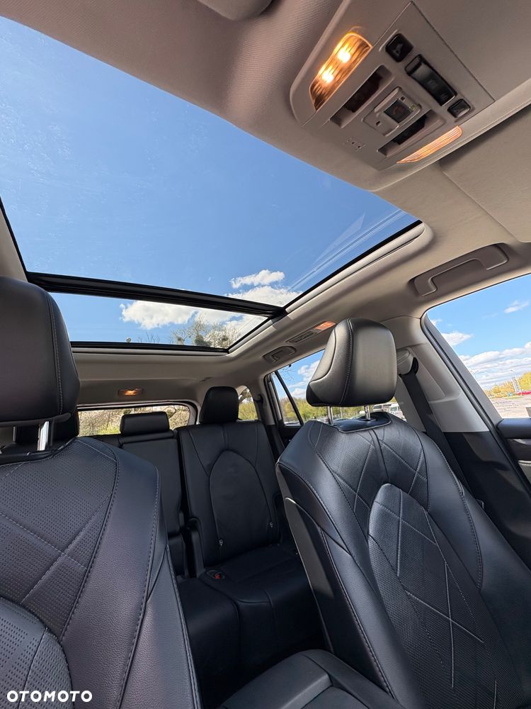 Toyota Highlander 2.5 Hybrid Executive - 9