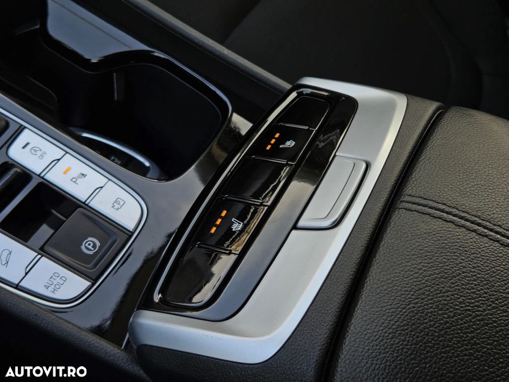 Hyundai Tucson 1.6 CRDi 48V-Hybrid 2WD DCT Select - 38