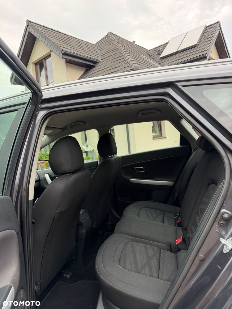 Kia Ceed 1.6 GDI Spirit - 9