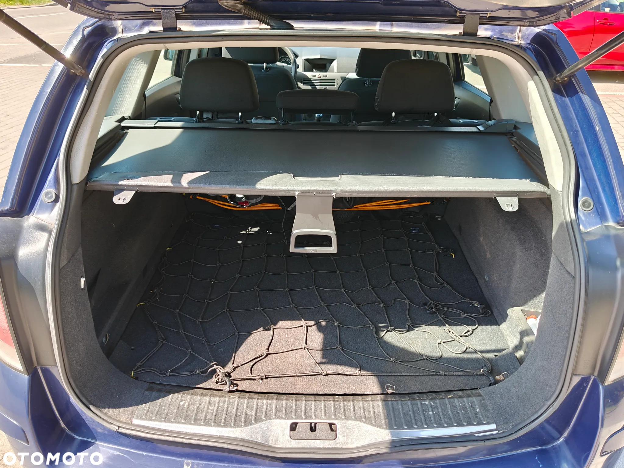 Opel Astra III 1.6 Cosmo - 17
