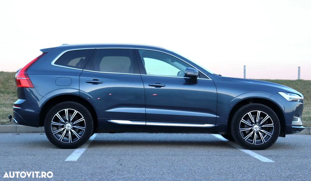 Volvo XC 60 D5 AWD Geartronic Inscription - 32