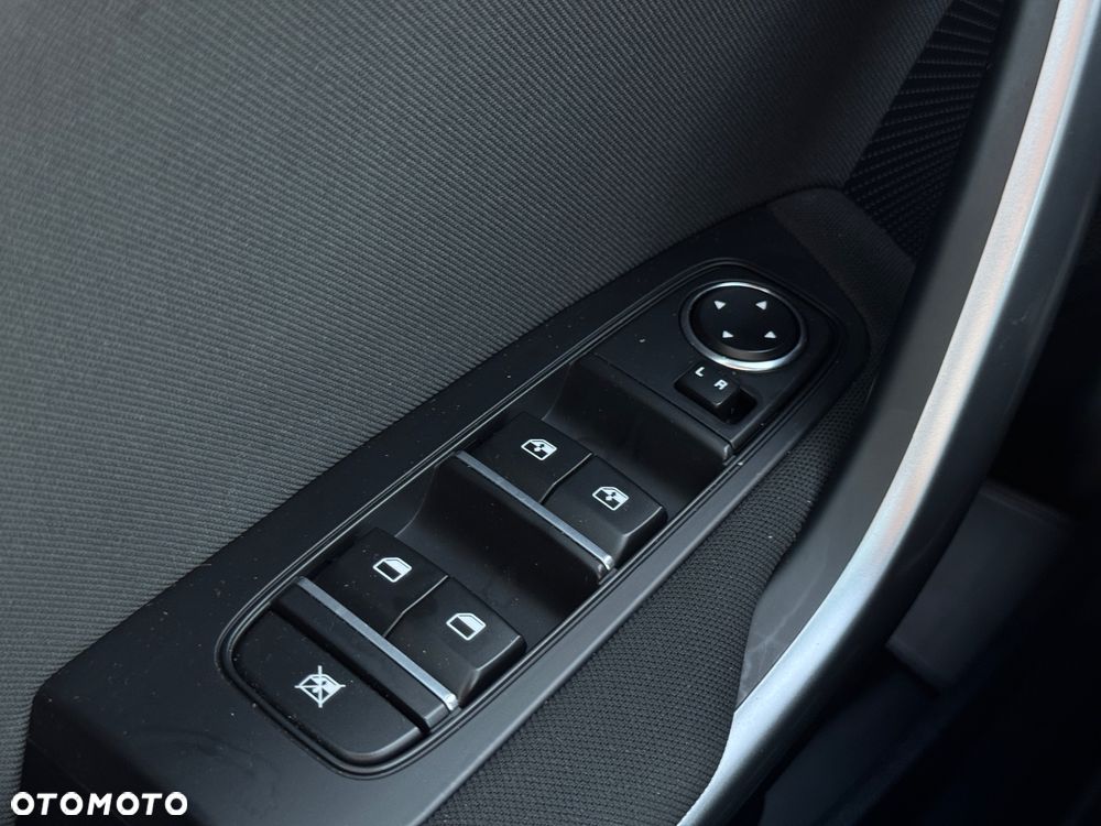 Kia Ceed 1.5 T-GDI M - 22