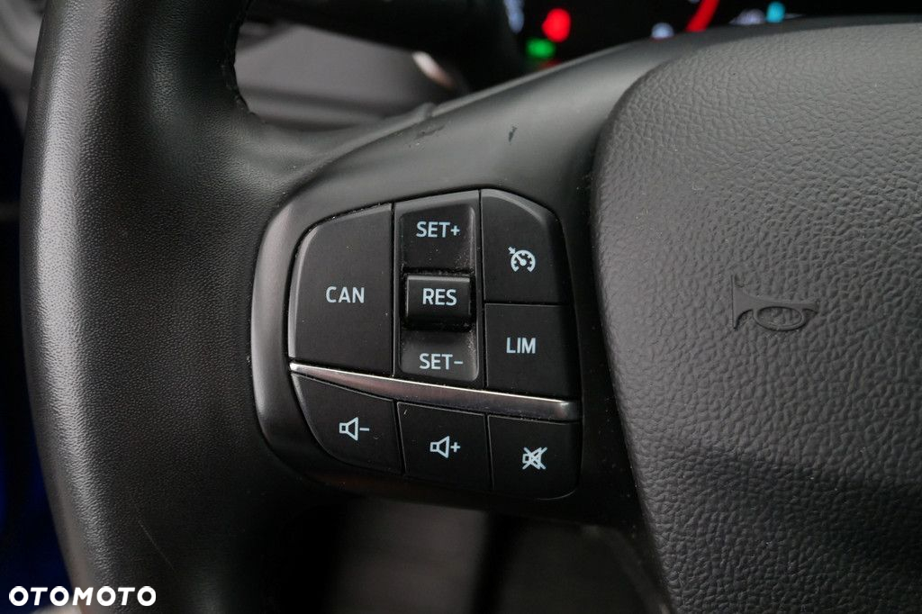 Ford Focus 1.0 EcoBoost Titanium - 25