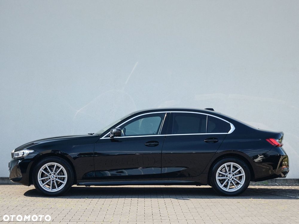 BMW Seria 3 318i - 8