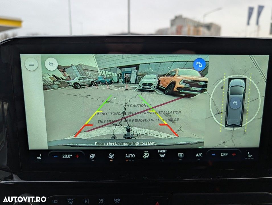 Ford Tourneo Custom - 38