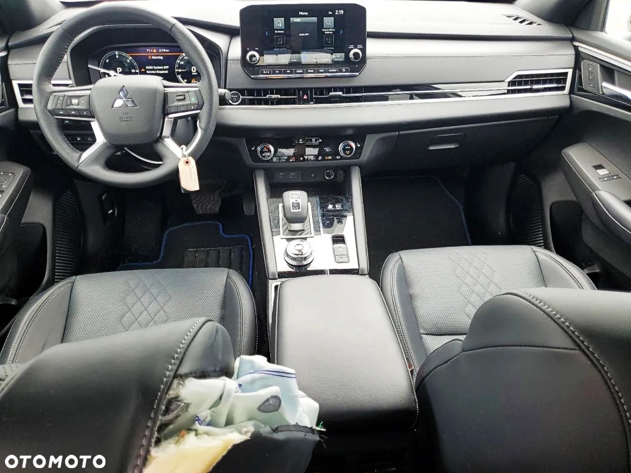 Mitsubishi Outlander - 8