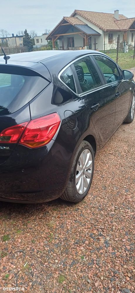 Opel Astra - 4