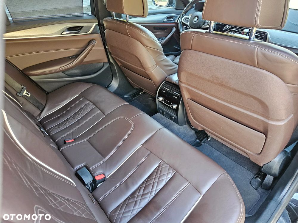 BMW Seria 5 540i xDrive M Sport sport - 19