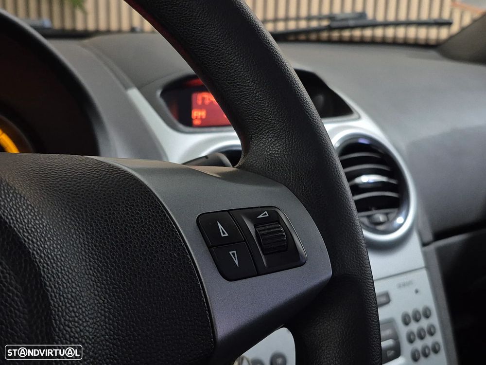 Opel Corsa 1.2 Enjoy - 13