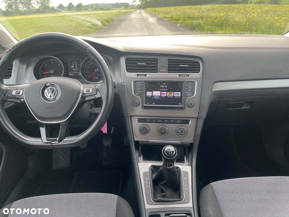Volkswagen Golf 1.6 BlueTDI Trendline - 11