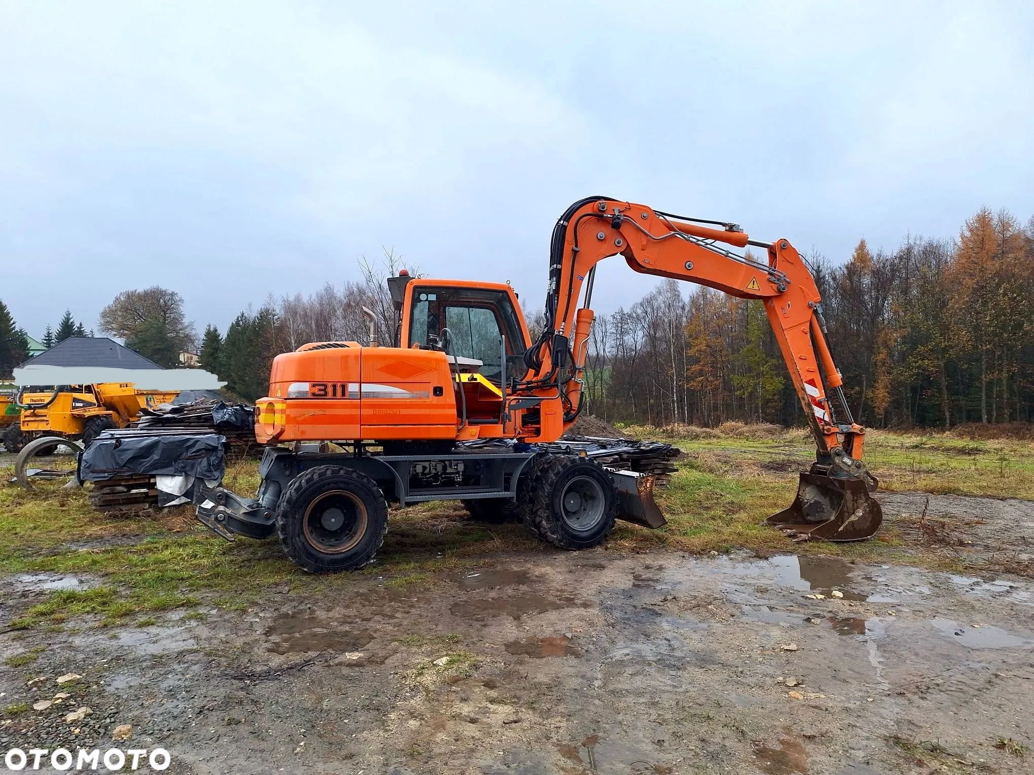 Liebherr A311 - 1