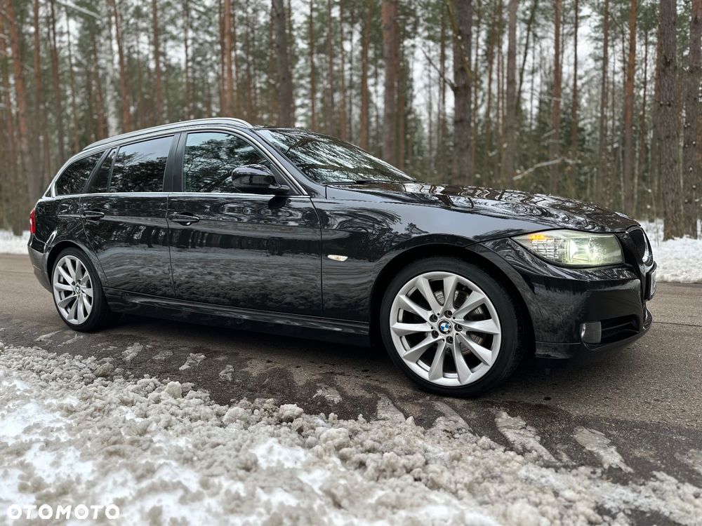 BMW Seria 3 320d xDrive - 9