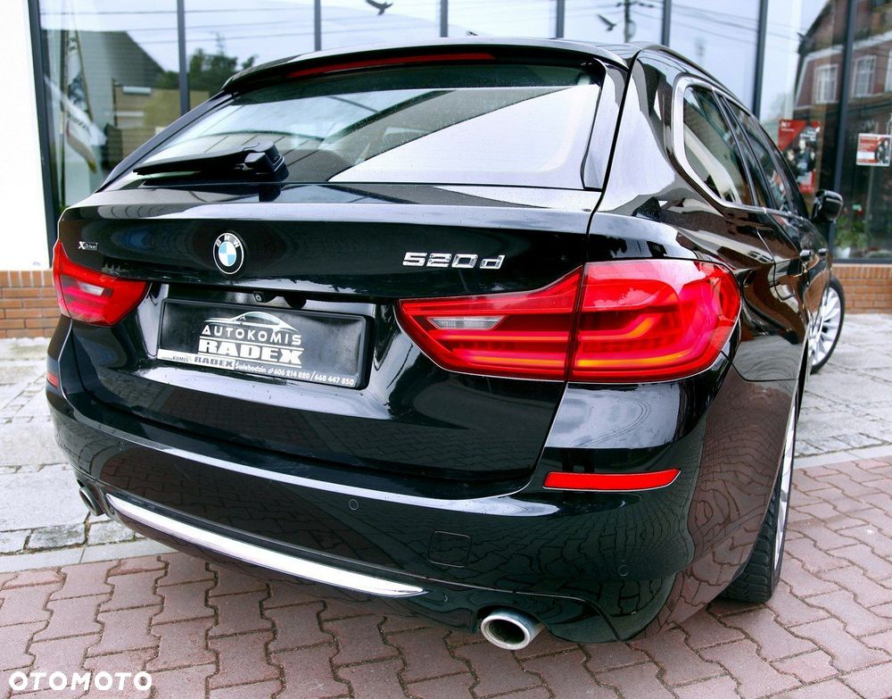 BMW Seria 5 520d xDrive Luxury Line - 29