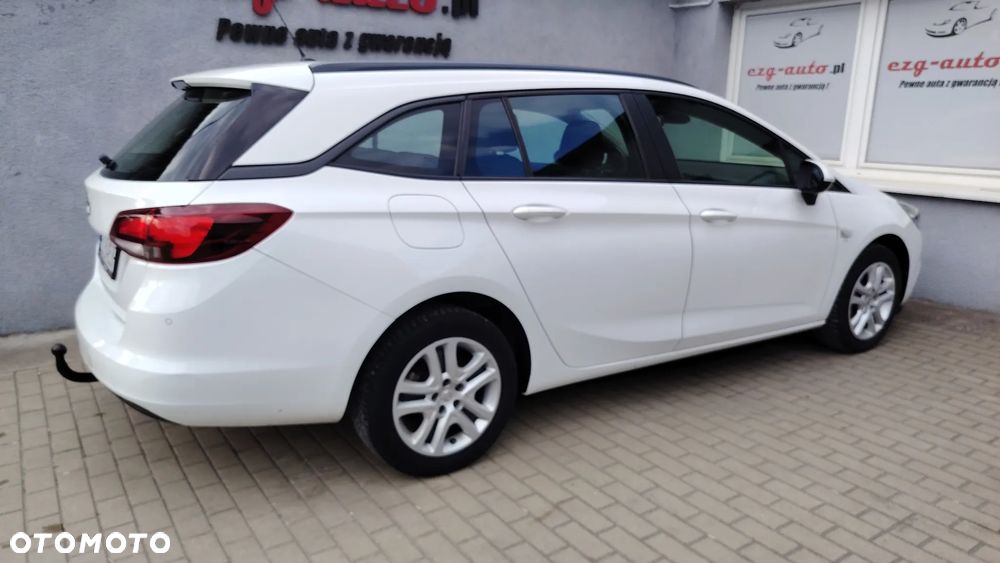Opel Astra - 16