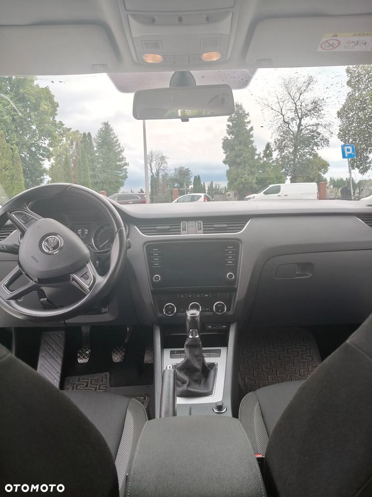 Skoda Octavia 1.6 TDI Ambition - 6