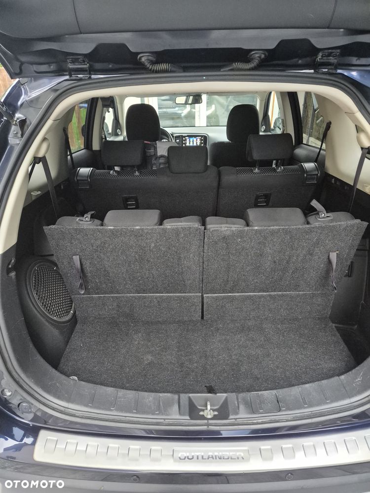 Mitsubishi Outlander 2.0 Intense + SDA 4WD CVT - 14