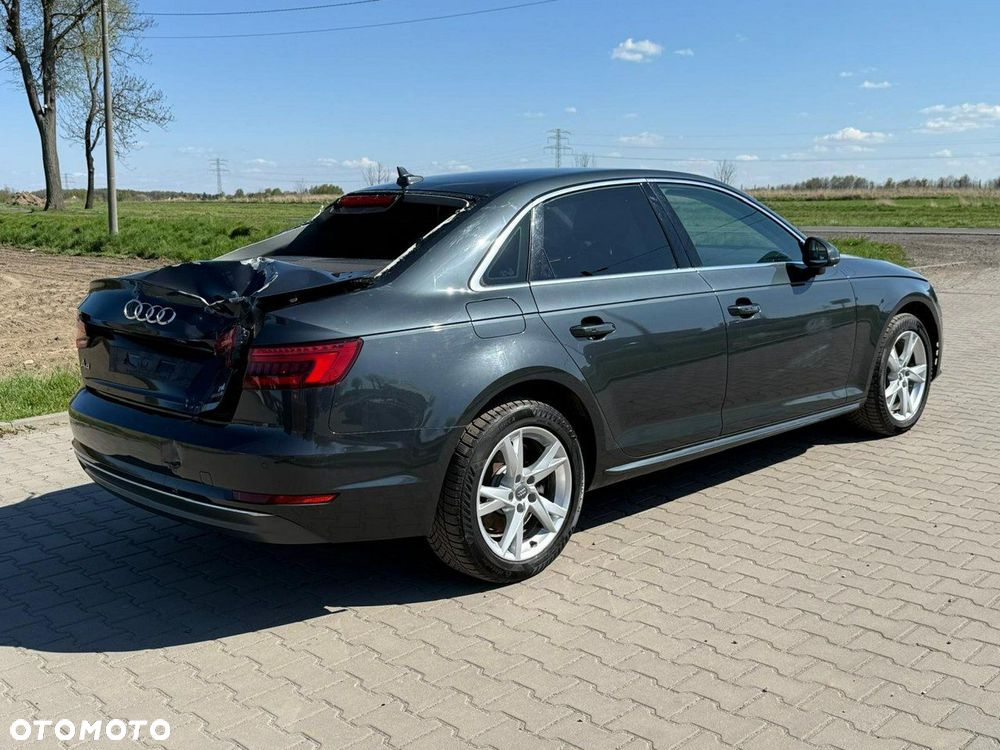 Audi A4 Limousine - 3