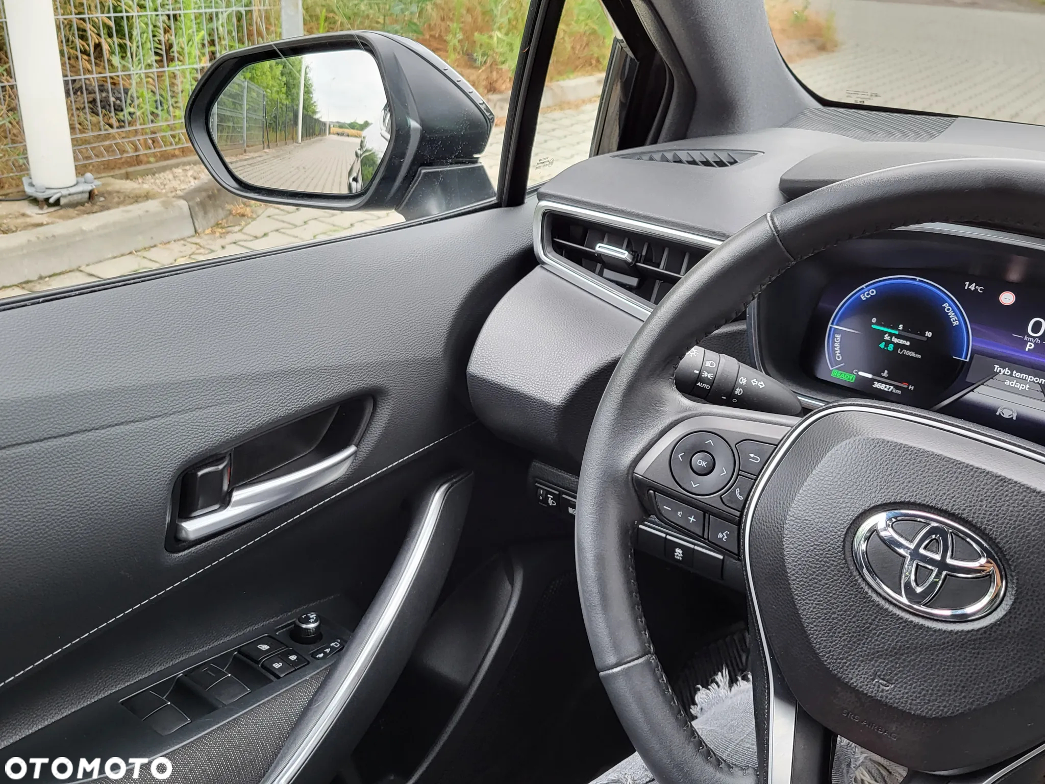 Toyota Corolla 1.8 Hybrid Comfort - 15