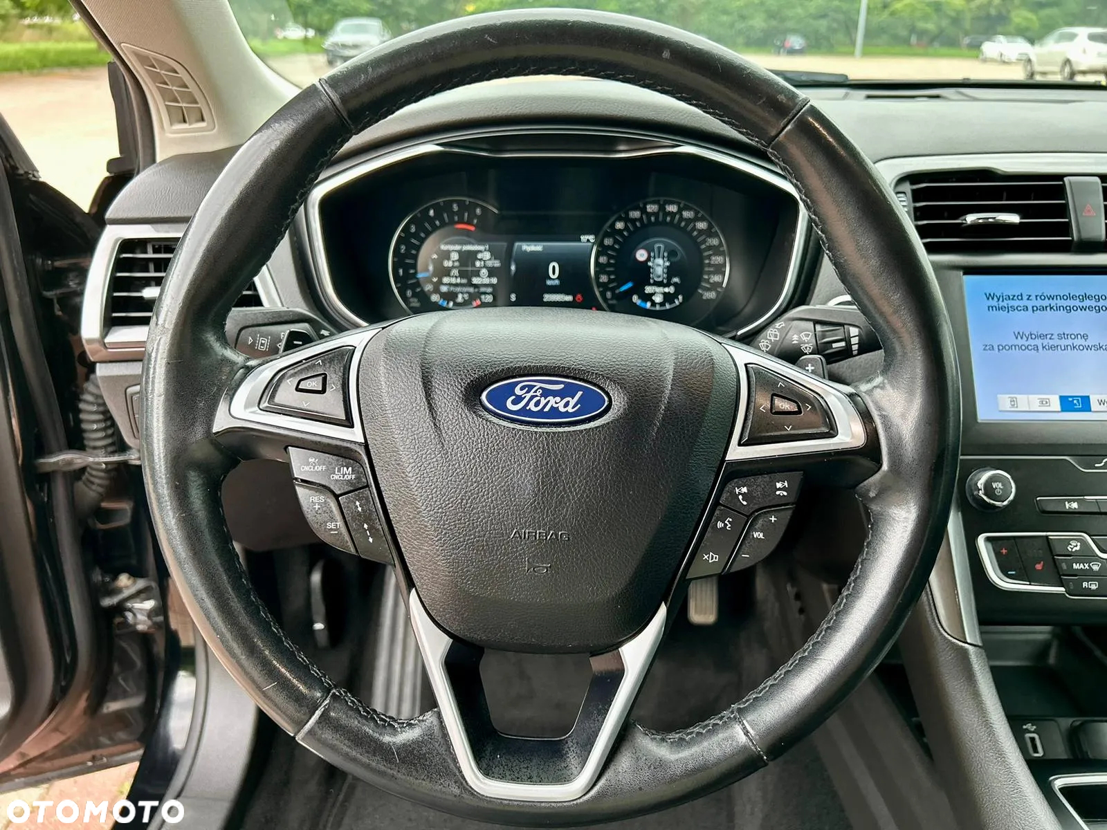 Ford Mondeo 2.0 EcoBlue Titanium - 28