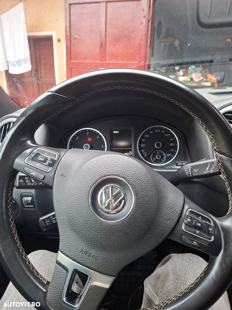 Volkswagen Tiguan 2.0 TDI 4Motion Sport & Style - 9