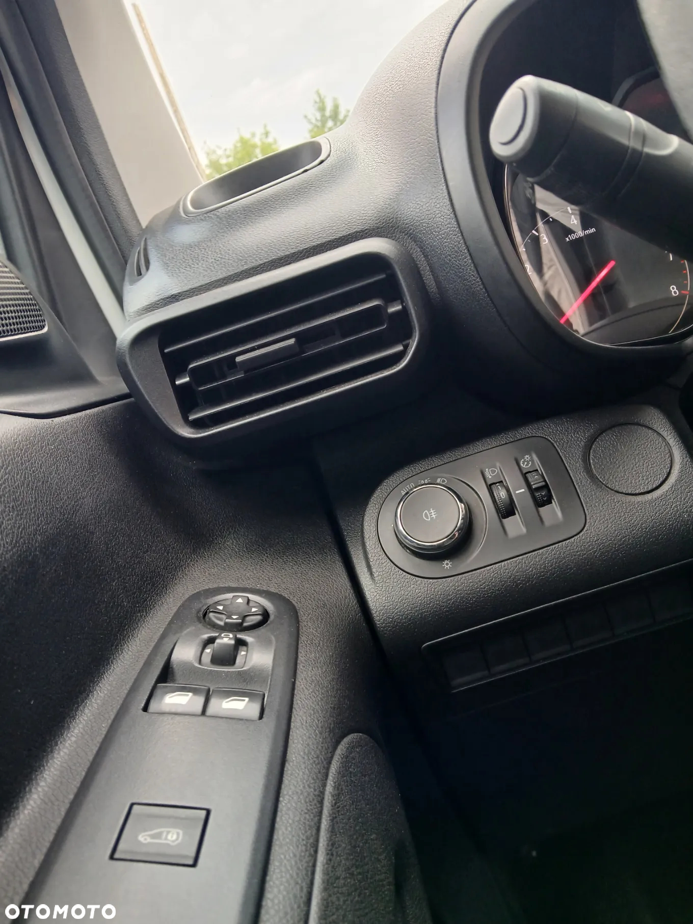 Opel Combo - 19