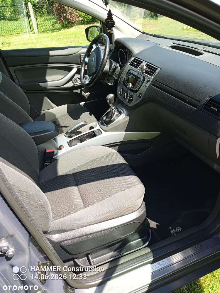 Ford Kuga 2.0 TDCi 4x4 Titanium - 10