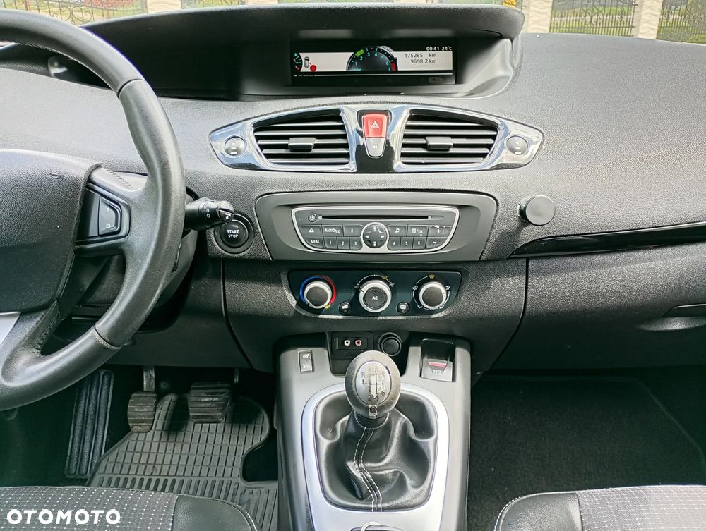 Renault Scenic - 33