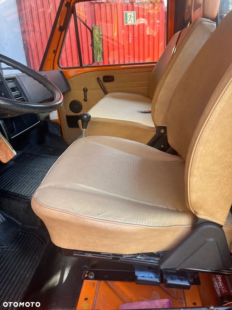 Volkswagen LT 55 2.4 D TURBO - 11