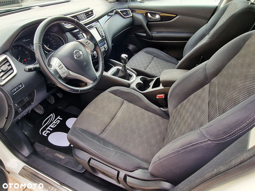 Nissan Qashqai 1.5 dCi DPF acenta - 17