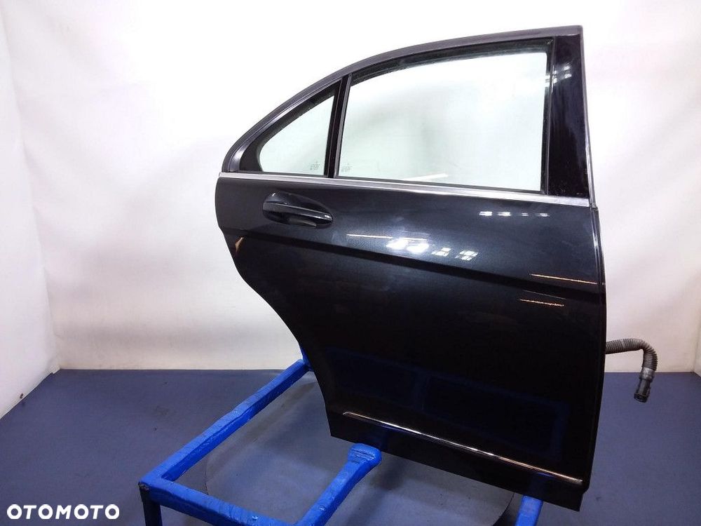 MERCEDES C W204 LIFT SEDAN DRZWI TYŁ PRAWE 183 - 3