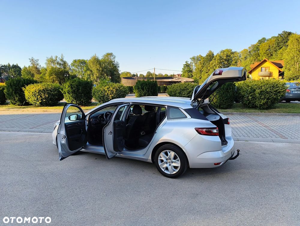 Renault Megane ENERGY dCi 110 Start & Stop Paris - 4
