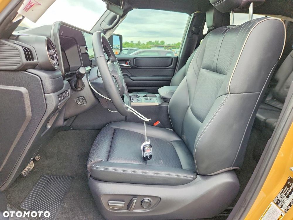 Toyota Land Cruiser - 8