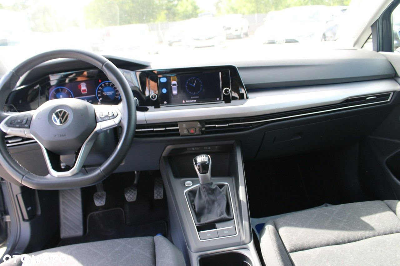 Volkswagen Golf - 18