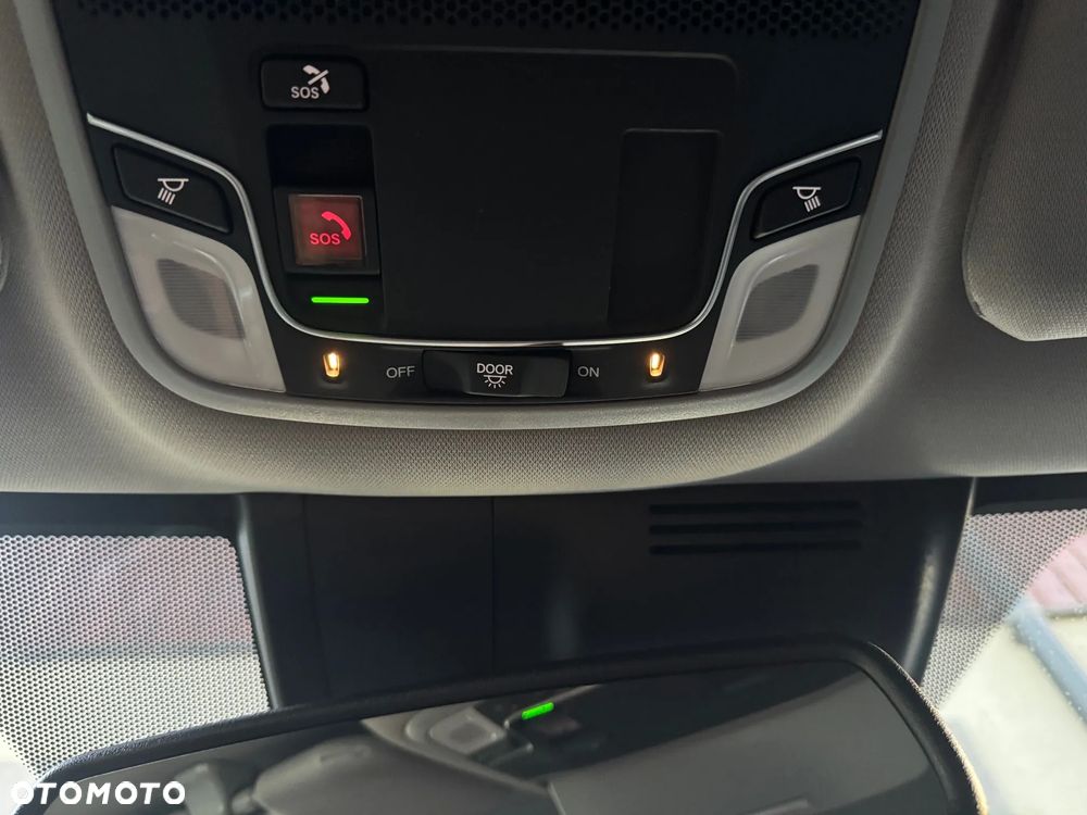 Honda CR-V 1.5 Lifestyle (Honda Connect+ / 7 os.) CVT - 39